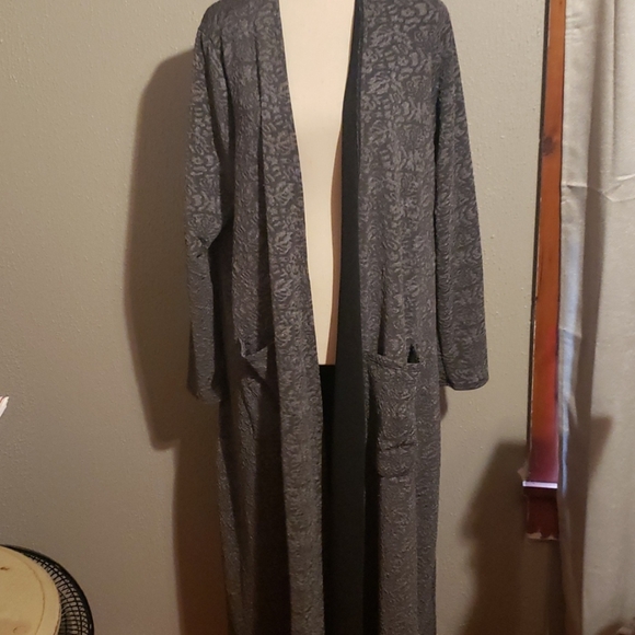 LuLaRoe Jackets & Blazers - Gray lace Sarah Cardigan